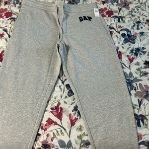 Gap logo fleece joggers